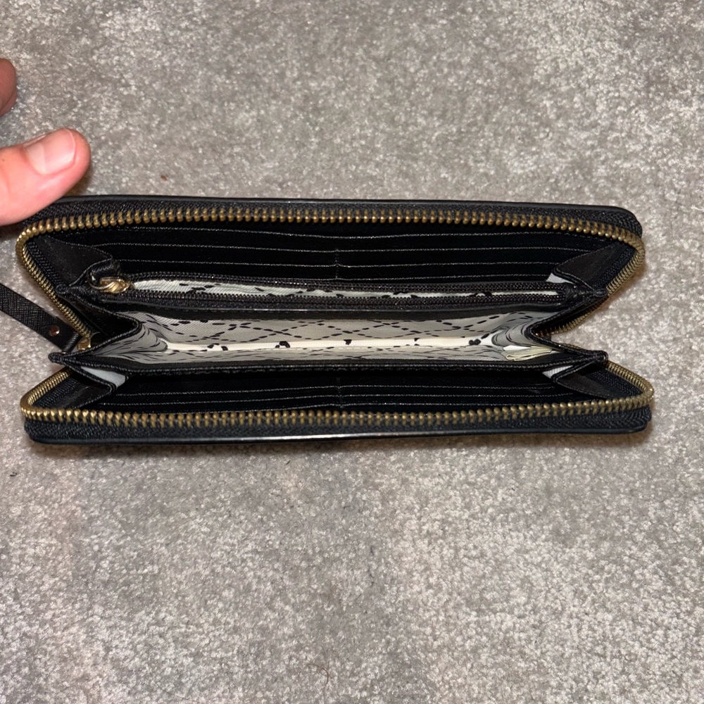 Kate Spade black leather wallet - Picture 5 of 7